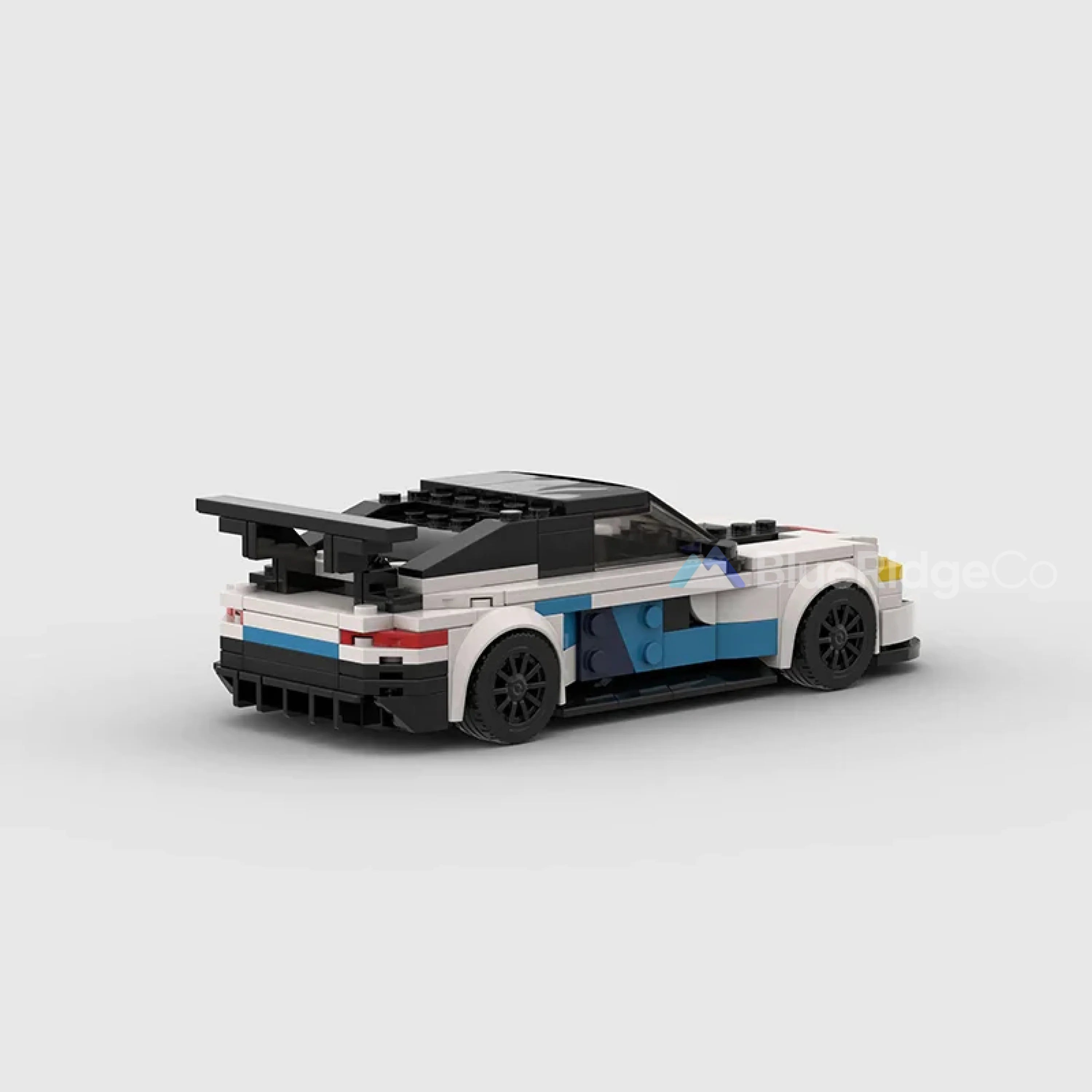 BMW M8 GTE - LEGO Compatible Building Blocks | BlueRidge Co.